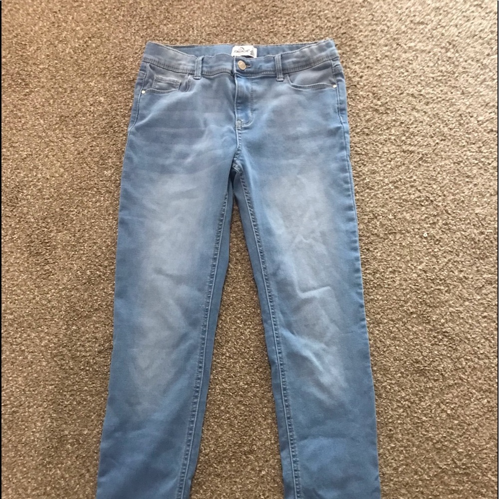 Girls JORDACHE jeans, light wash jeans size 18